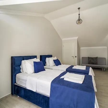 Kamelya, Isitmali Kapali Havuz Ve Saunali Tatil Villaniz 빌라 *