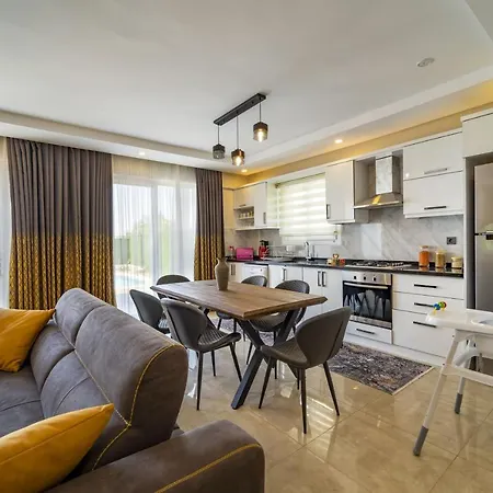 빌라 Kamelya, Isitmali Kapali Havuz Ve Saunali Tatil Villaniz