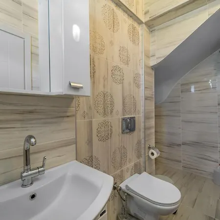 Kamelya, Isitmali Kapali Havuz Ve Saunali Tatil Villaniz * Fethiye