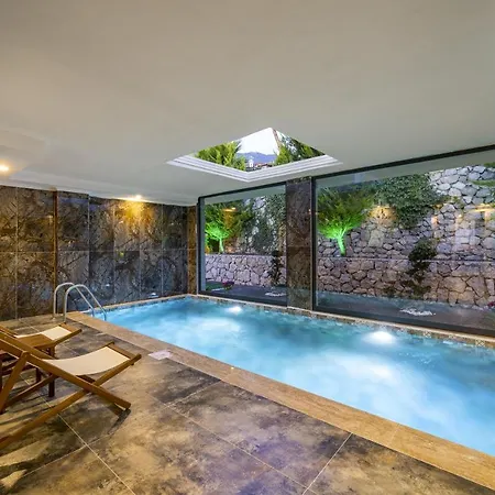Kamelya, Isitmali Kapali Havuz Ve Saunali Tatil Villaniz 빌라 *