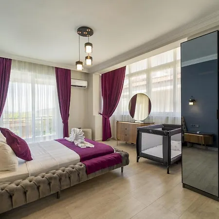 Villa Kamelya, Isitmali Kapali Havuz Ve Saunali Tatil Villaniz *
